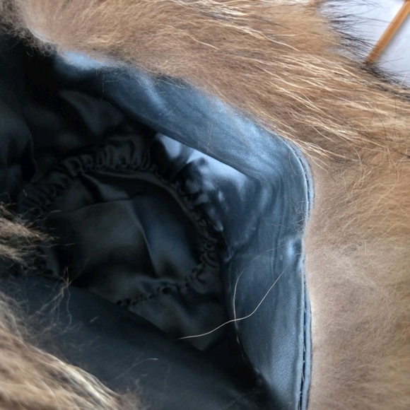 Vintage Genuine Fur Northern Countries Style Womens Hat from Europe Size Small - Picture 4 of 4